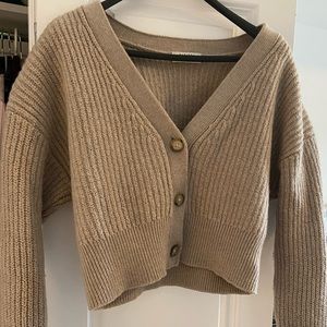 Aritzia Babaton Canberra cardigan